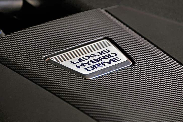 Lexus LC500h image gallery